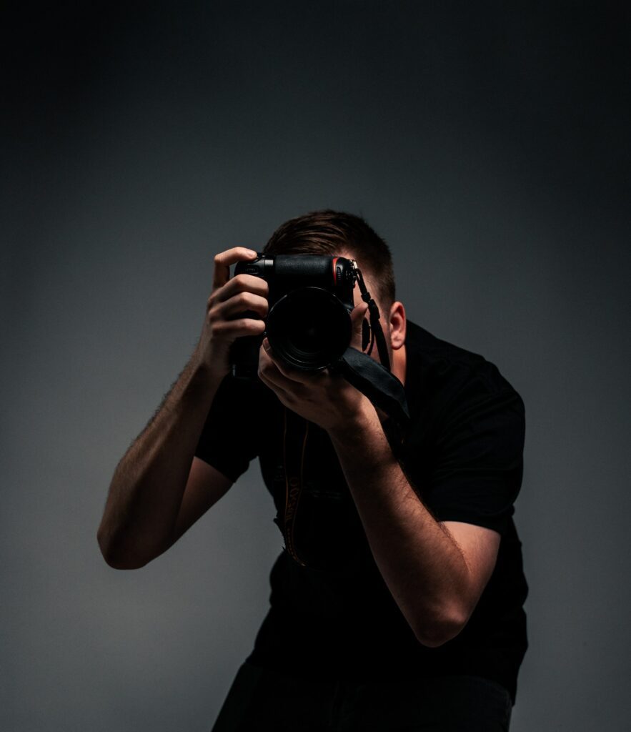 photographer-e1703874557274